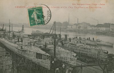 Once torpederos en construcción por Schneider y Co en Chalon-sur-Saone en el este de Francia de French Photographer