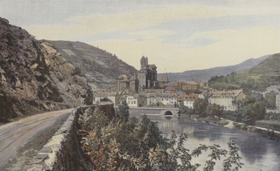 Estaing, Vista general, tomada aguas arriba del Lot de French Photographer