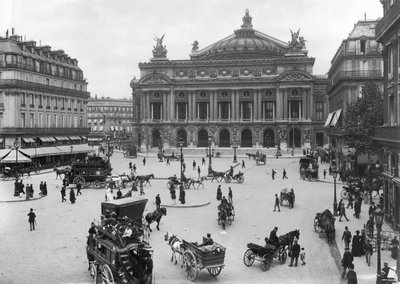 Vista general de la Ópera de París, finales del siglo XIX de French Photographer
