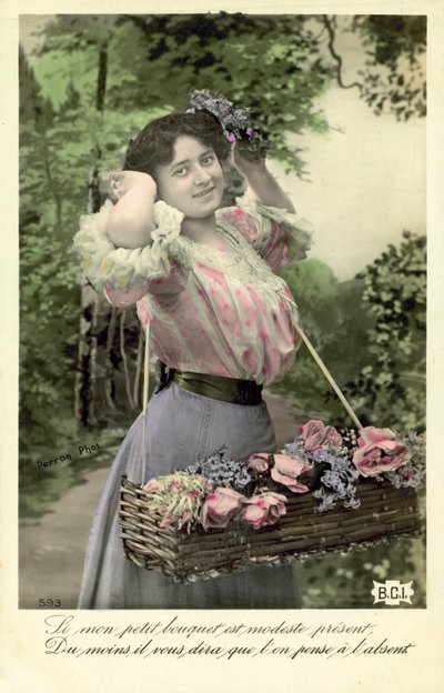 Chica con flores a la venta de French Photographer