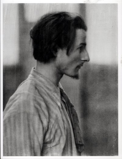 Henri Gaudier-Brzeska (1891-1915) de French Photographer