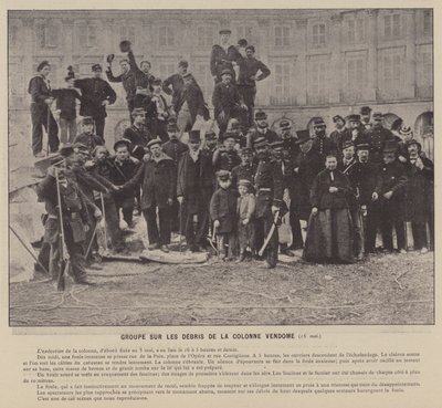 La Comuna de París, Grupo sobre los Escombros de la Columna Vendôme de French Photographer