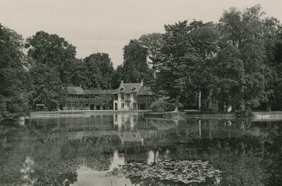 La Maison de la Reine de French Photographer