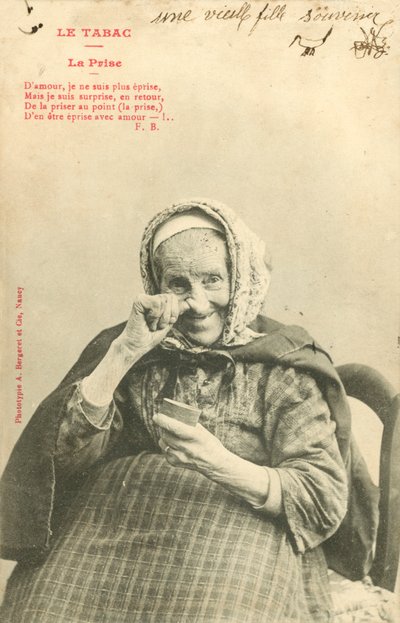 Anciana tomando rapé de French Photographer
