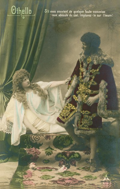 Otelo con Desdémona. Escena de la obra trágica de William Shakespeare escrita alrededor de 1603 de French Photographer
