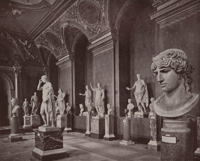 París: Galería de Augusto, Museo del Louvre de French Photographer