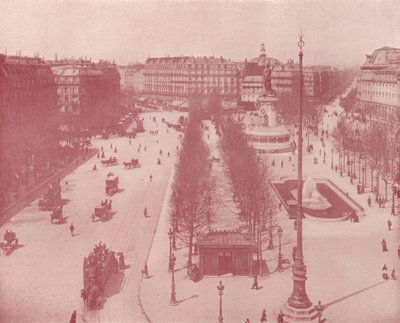 París: Place de la République (foto en blanco y negro) de French Photographer
