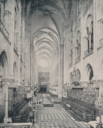 París: El Interior de la Catedral de Notre Dame de French Photographer