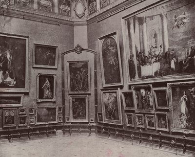 París: El Salón Carré del Louvre de French Photographer