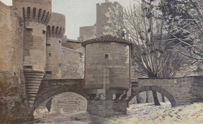 Pernes, Puerta Notre-Dame y Capilla de French Photographer