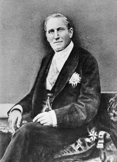 Retrato del Barón Georges Eugene Haussmann (1809-91) de Memorias del Barón Haussmann, París, Victor Havard Editor, 1889 de French Photographer