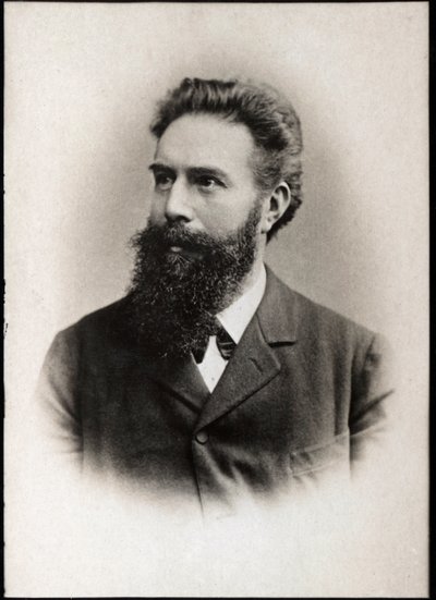 Retrato de Wilhelm Conrad Roentgen o Rontgen (1845-1923), físico alemán de French Photographer