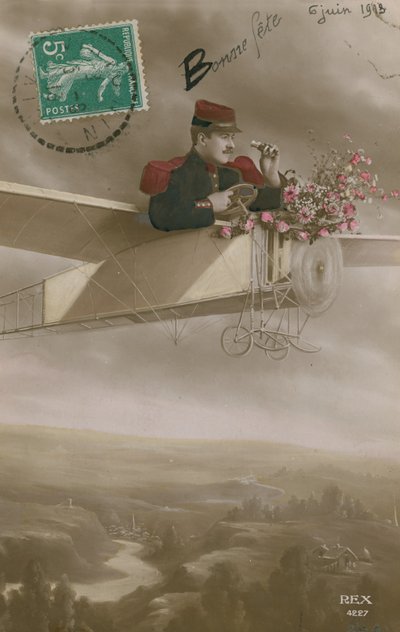 Postal de un aviador entregando flores, enviada el 6 de junio de 1913 de French Photographer