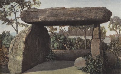 Saint-Nazaire, Dolmen rodeado de una plaza de French Photographer