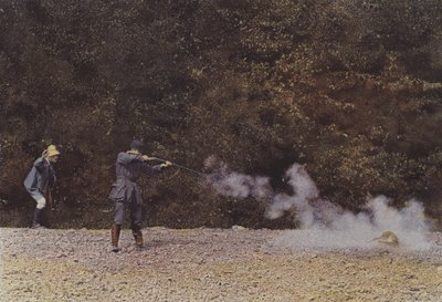 Disparo (foto color) de French Photographer