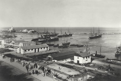 El puerto de Argel, 20 de abril de 1886 de French Photographer