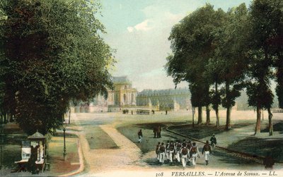 Versalles, La Avenida De Sceaux de French Photographer