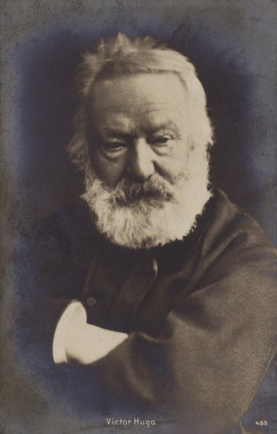 Victor Hugo (1802-1885), poeta, novelista y dramaturgo francés de French Photographer