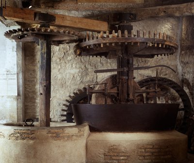 Molino de aceite de oliva del siglo XVIII en Draguignan. Museo de Artes y Tradiciones Populares de la Provenza Media de French School