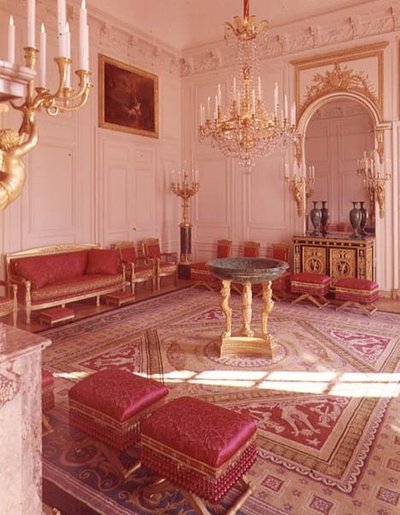 Una sala de recepción en el Gran Trianon (foto) de French School