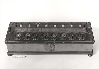 Máquina de calcular inventada por Blaise Pascal (1623-62), 1644 de French School
