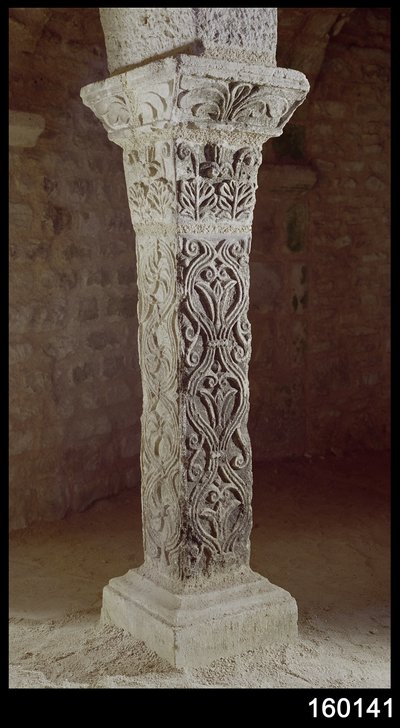 Pilar Carolingio, c.758 de French School