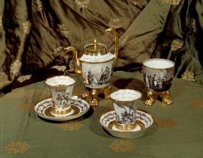 Cerámica del Consejo de Administración. Servicio de café inspirado en la campiña egipcia de Napoleón I. Porcelana del siglo XVIII. París, Museo de la Legión de Honor de French School