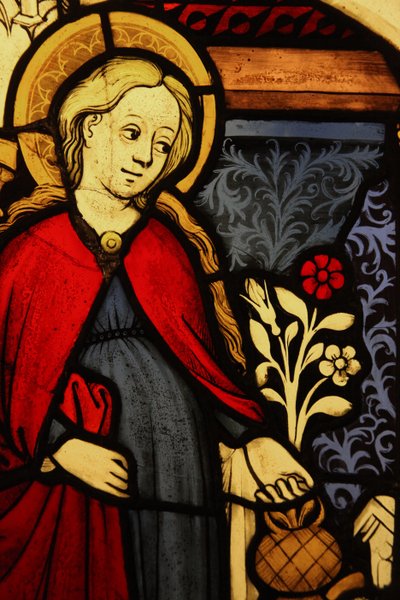 Detalle de la Virgen María en la Anunciación, originalmente del Alto Rin de French School