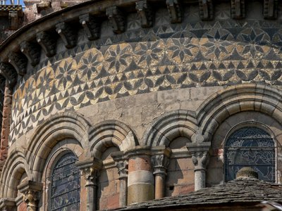 (detalle) del exterior del ábside de French School