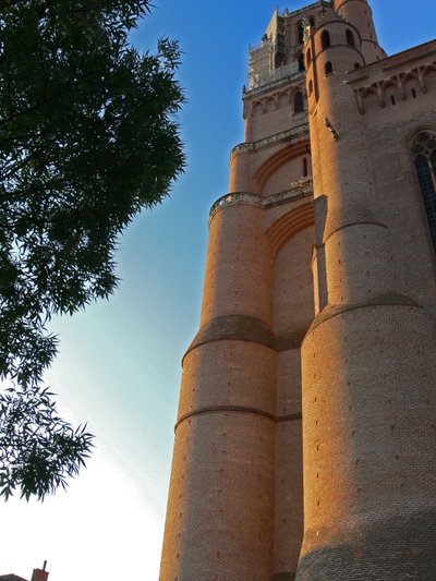 Representación de la torre oeste de French School