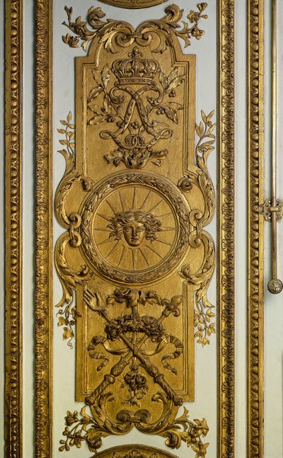 Puerta del Salón de Venus con sol y cetro. Siglo XVII de French School