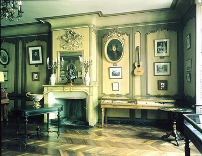 Sala de estar en el lugar de nacimiento de Hector Berlioz (1803-69) de French School