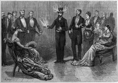 Experiencia de líquido combustible, ardiendo en un sombrero, en un pañuelo, etc., sin producir fuego, ejecutada en el Conservatorio de Artes y Oficios en 1881. Grabado en “La Nature. Revue des sciences et de ses applications aux arts et a l