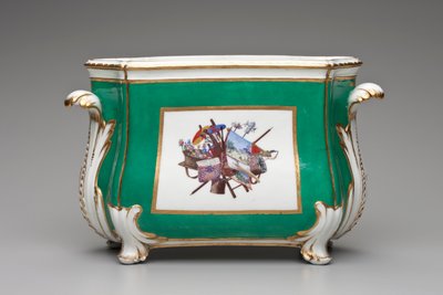 Jarrón de flores, Manufactura de Porcelana de Sèvres de French School