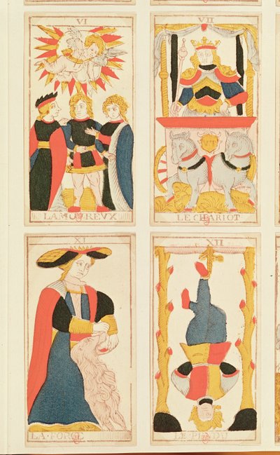 Cuatro cartas del tarot que representan Los Enamorados, El Carro, La Fuerza y El Colgado de French School