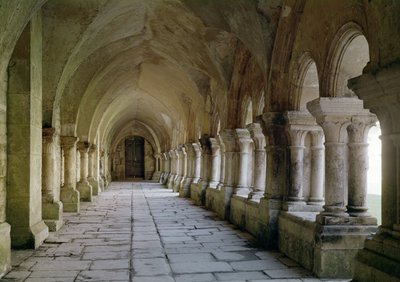 Interior del claustro de French School
