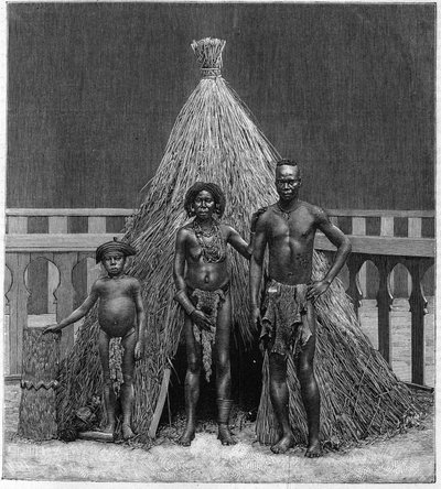 Hombre, mujer y niño de la troupe angoleña exhibidos en París durante la Exposición Universal de 1889 (Zoo Humano) de French School