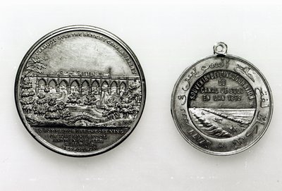 Medalla conmemorativa de la apertura del Canal de Suez, 1869 de French School