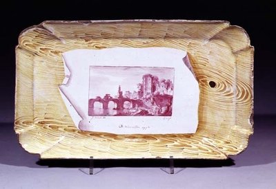 Plato de Niderviller, con impresión de trampantojo, 1774 de French School