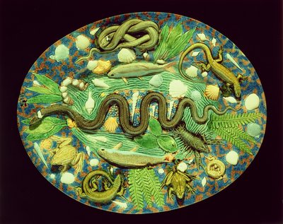 Plato Ovalado con Peces y Reptiles, reproducción de Bernard Palissy ware de French School