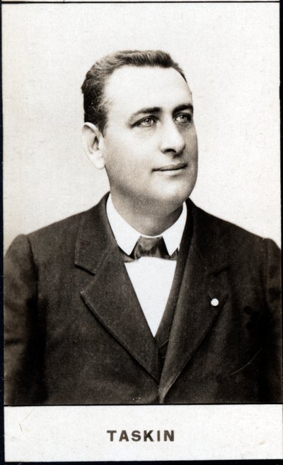 Retrato de Emile Alexandre Taskin (1853-1897), barítono operístico francés de French School