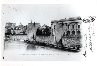Postal que muestra barcazas en el Loira en Saumur, Francia, antes de 1914 de French School