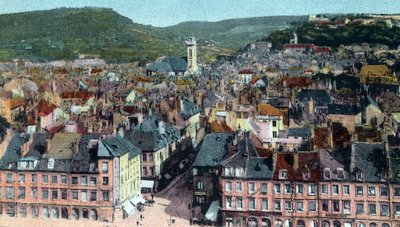 Tarjeta postal de la vista desde la Torre de la Madeleine, Besancon, c. 1930 (litografía en color) de French School