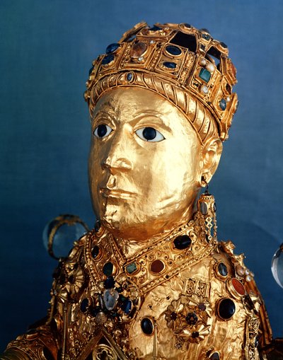 Estatua relicario de Santa Fe, (detalle) de French School