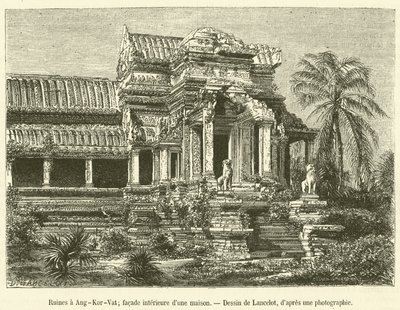 Ruinas en Angkor Wat, fachada interior de una casa de French School