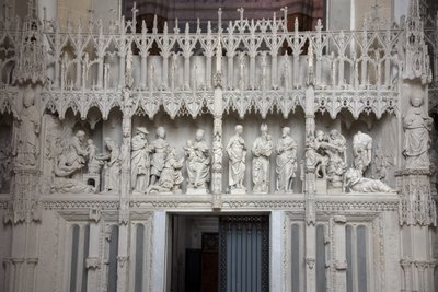 Escenas del coro de la catedral de Chartres de French School