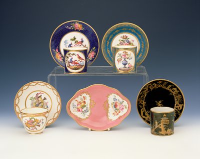 Selección de porcelana de Sèvres, c.1760 de French School