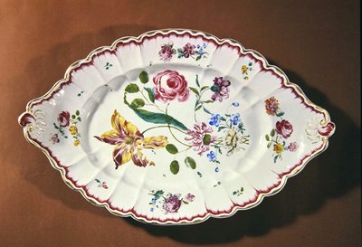 Plato de servicio para una sopera de French School