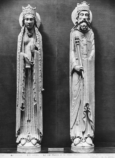 Santa Clotilde y Clodoveo I, de la iglesia Notre-Dame de Corbeil (molde de yeso) de French School