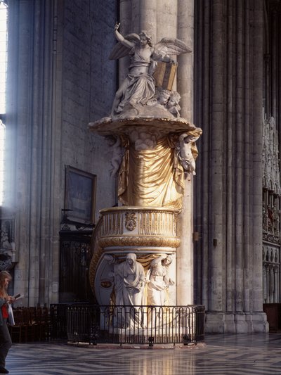 Estatua en la Catedral de Amiens (80) de French School